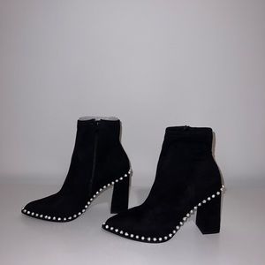 Steve Madden size 7 booties